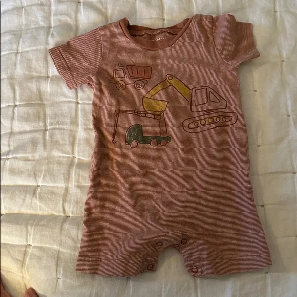 10 piece 12mo. Baby Boy Clothes short sleeve (042) - Picture 16 of 16